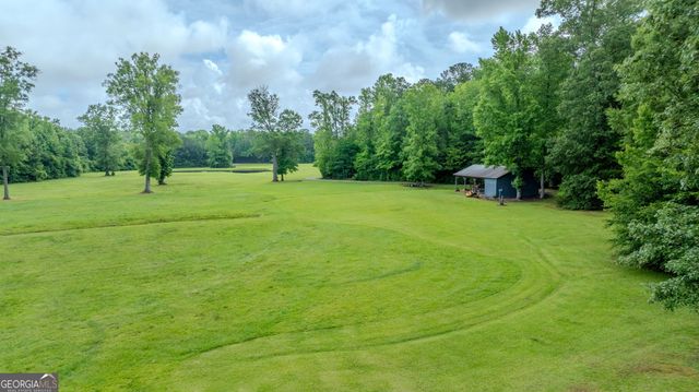 699 Bankstown Road, Brooks, GA 30205