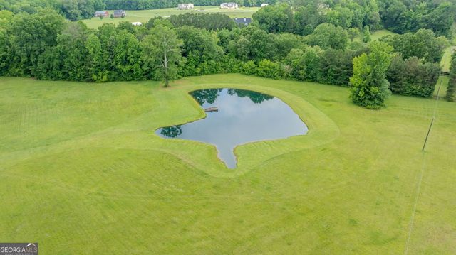 699 Bankstown Road, Brooks, GA 30205
