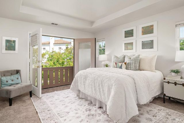 23 Greenham Ct, Novato, CA 94949