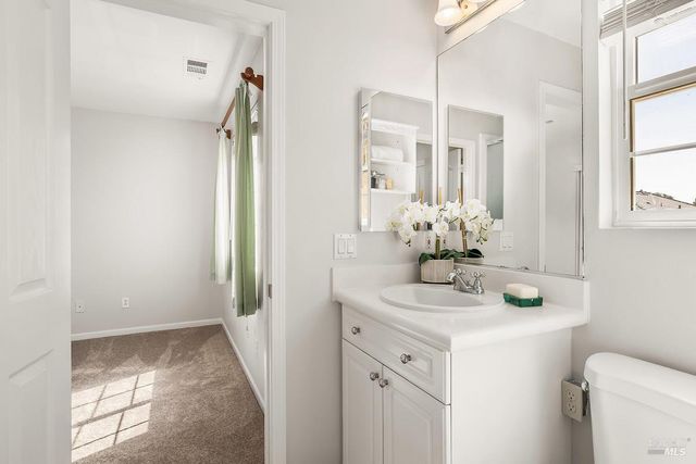 23 Greenham Ct, Novato, CA 94949