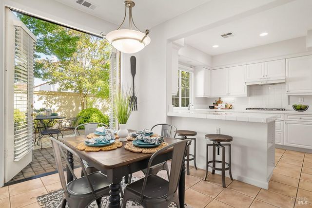 23 Greenham Ct, Novato, CA 94949