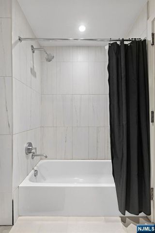 1000 Maxwell Lane PH12G, Hoboken, NJ 07030