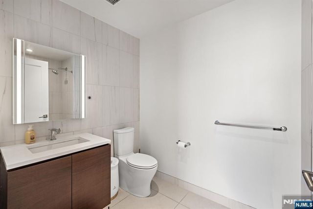 1000 Maxwell Lane PH12G, Hoboken, NJ 07030