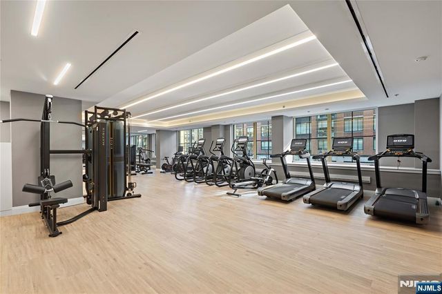 1000 Maxwell Lane PH12G, Hoboken, NJ 07030