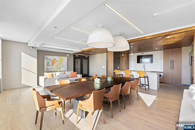 1000 Maxwell Lane PH12G, Hoboken, NJ 07030