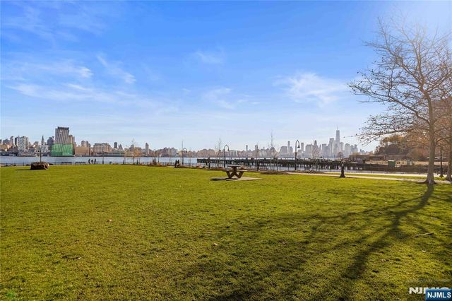 1000 Maxwell Lane PH12G, Hoboken, NJ 07030