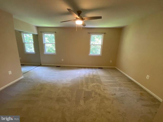 1210 THOMAS JEFFERSON PL, Fredericksburg, VA 22405