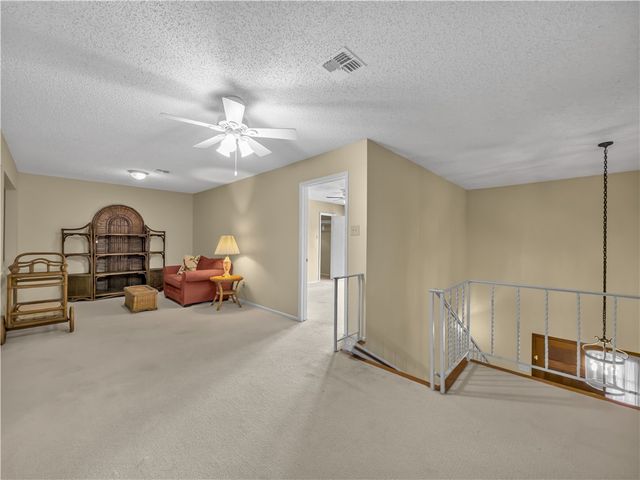 9 Rock Creek Dr 9, Corpus Christi, TX 78412