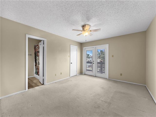 9 Rock Creek Dr 9, Corpus Christi, TX 78412