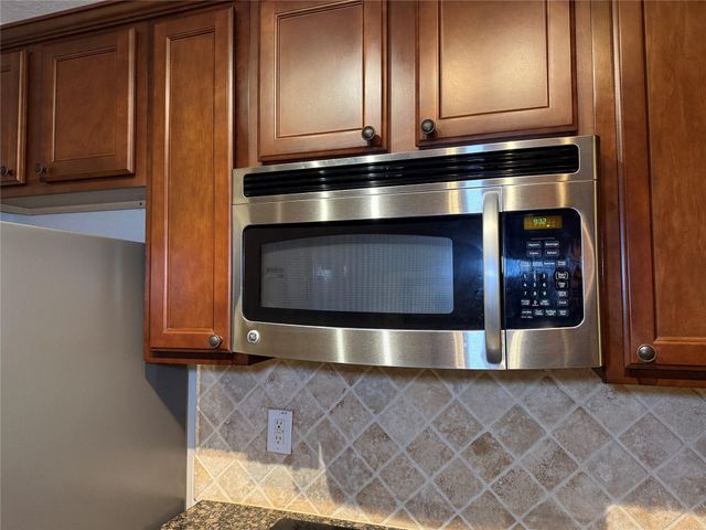 2224 S Piney Point Road 223, Houston, TX 77063