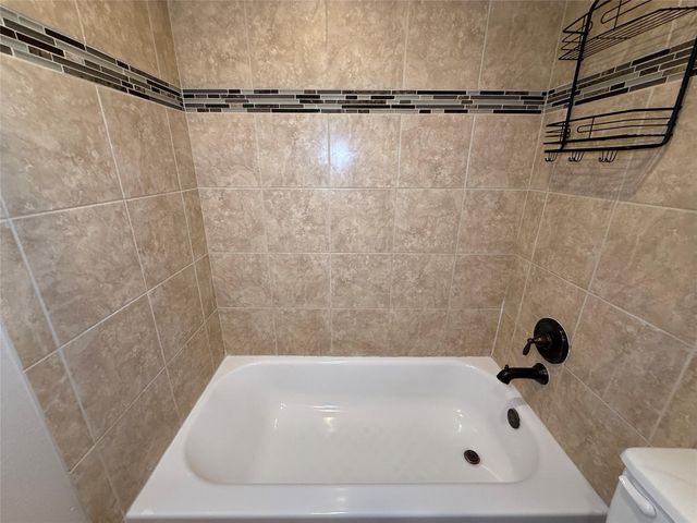 2224 S Piney Point Road 223, Houston, TX 77063