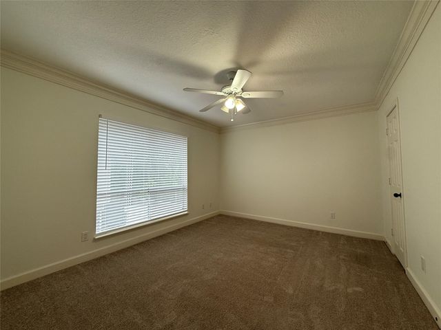 2224 S Piney Point Road 223, Houston, TX 77063