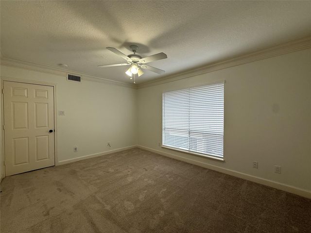 2224 S Piney Point Road 223, Houston, TX 77063
