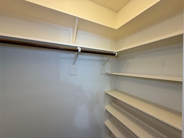 2224 S Piney Point Road 223, Houston, TX 77063