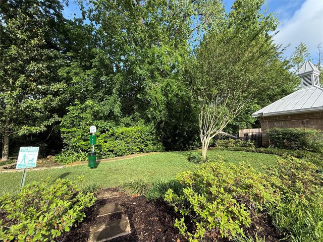 2224 S Piney Point Road 223, Houston, TX 77063