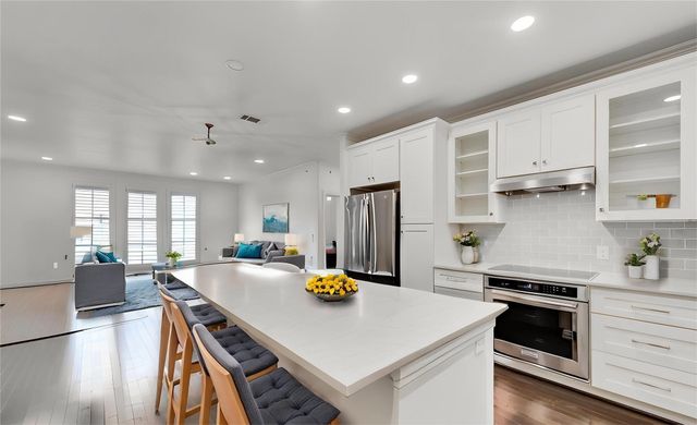 2500 King Arthur Boulevard 304, Lewisville, TX 75056