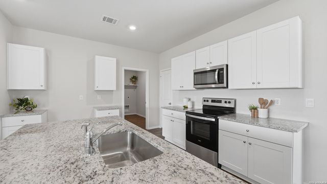 1583 Chianti Pass, New Braunfels, TX 78130