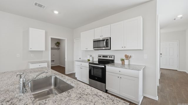 1583 Chianti Pass, New Braunfels, TX 78130