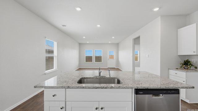 1583 Chianti Pass, New Braunfels, TX 78130