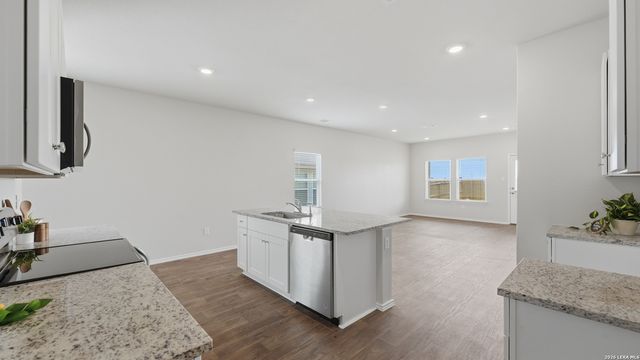 1583 Chianti Pass, New Braunfels, TX 78130