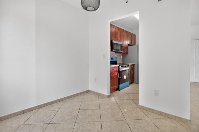 7085 Nova Drive 232, Davie, FL 33317