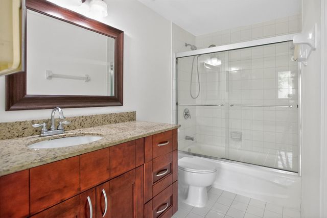 7085 Nova Drive 232, Davie, FL 33317