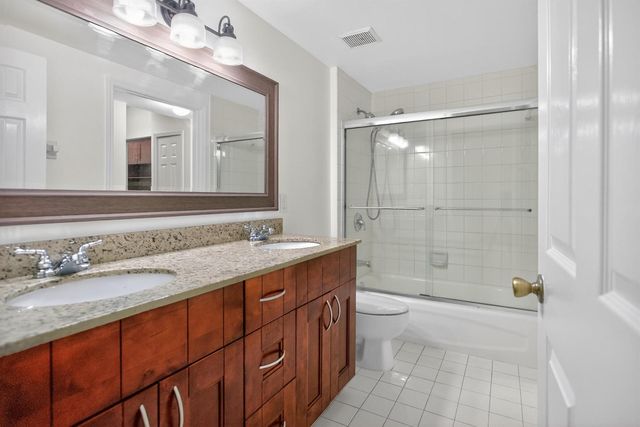 7085 Nova Drive 232, Davie, FL 33317