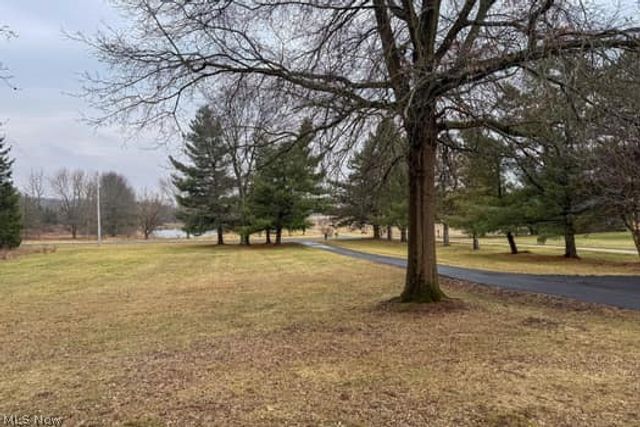 4293 Good Road, Seville, OH 44273