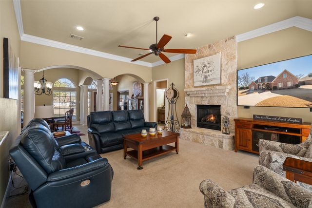 5620 Wedgefield Road, Granbury, TX 76049