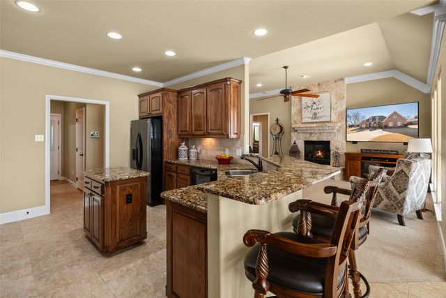 5620 Wedgefield Road, Granbury, TX 76049