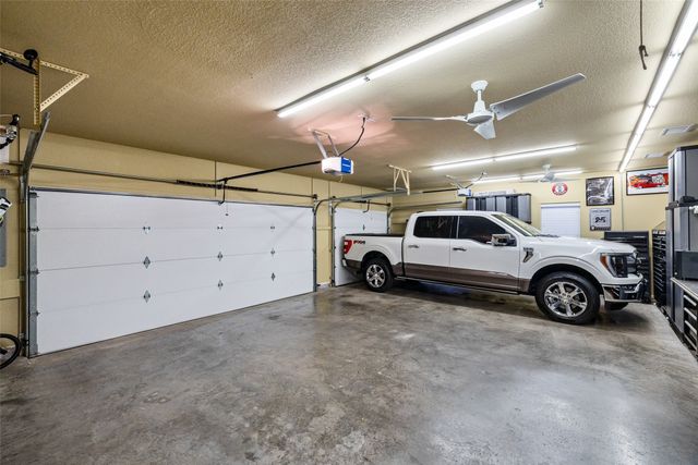 5620 Wedgefield Road, Granbury, TX 76049