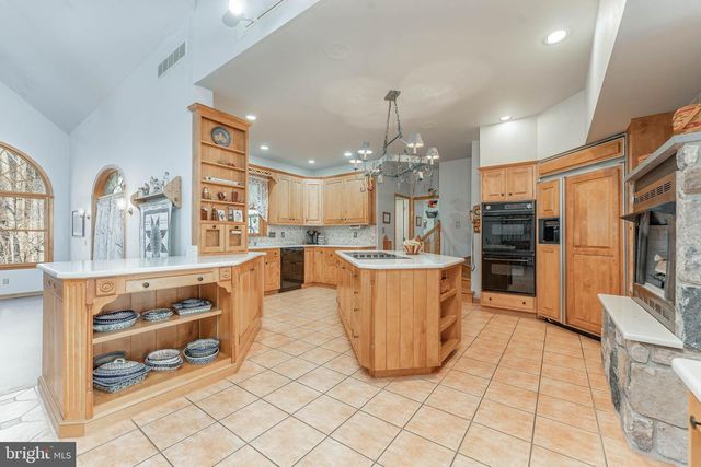 797 TREE LN, West Chester, PA 19380