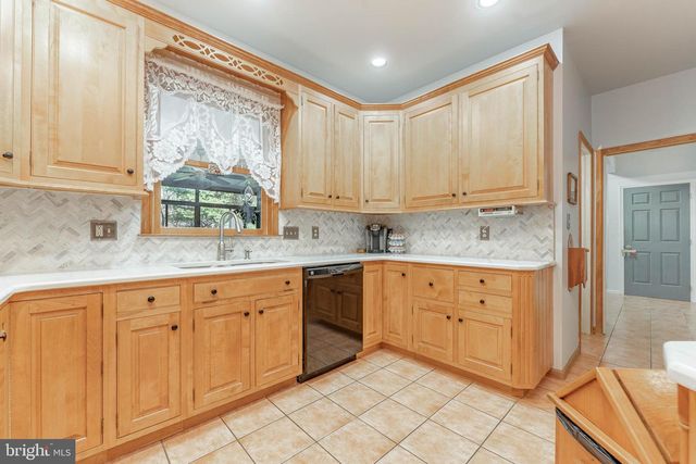 797 TREE LN, West Chester, PA 19380