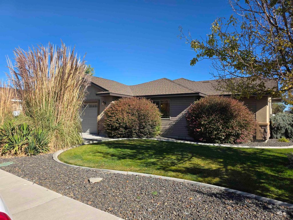 826 Hometowne Rd Hometowne Rd, Twin Falls, ID 83301 photo 3
