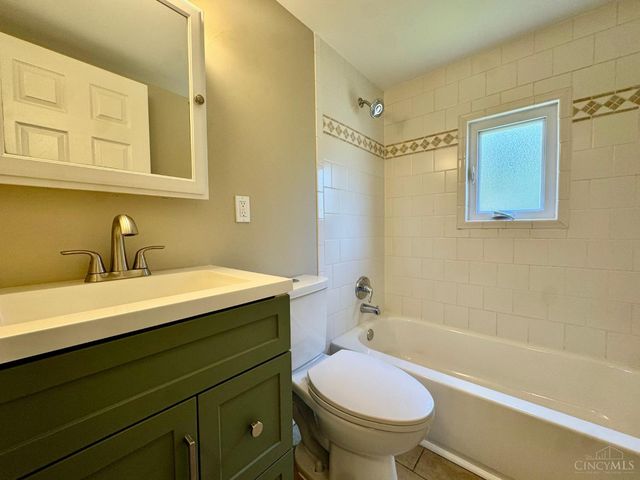 1200 Covedale Avenue, Delhi Twp, OH 45238