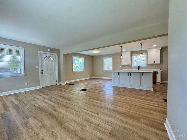 1200 Covedale Avenue, Delhi Twp, OH 45238