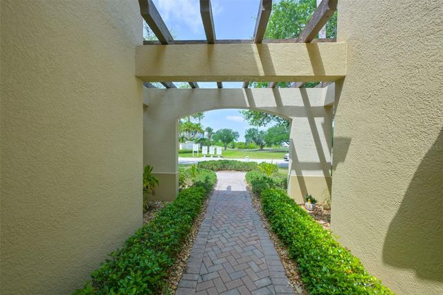 1330 EMERALD DUNES DRIVE, Sun City Center, FL 33573