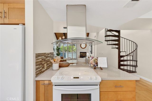 1097 Blanche Street 311, Pasadena, CA 91106