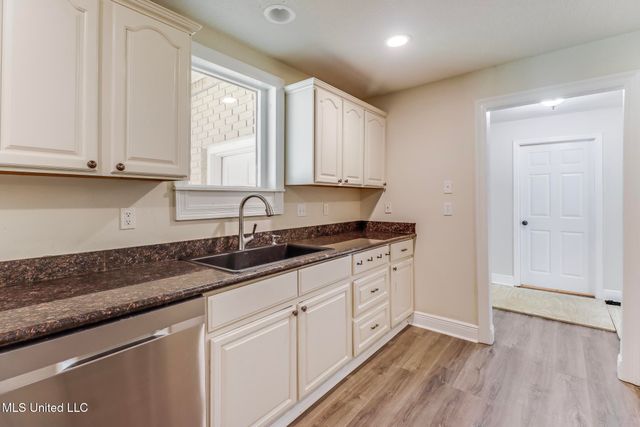 5104 Washington Avenue, Gulfport, MS 39507