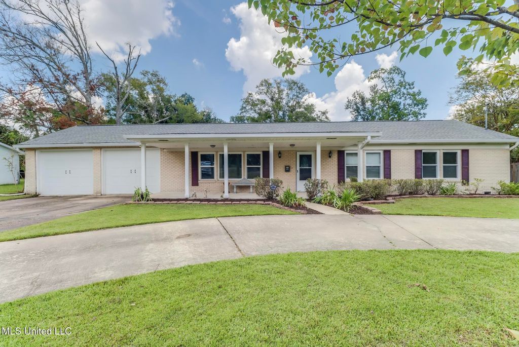 5104 Washington Avenue, Gulfport, MS 39507