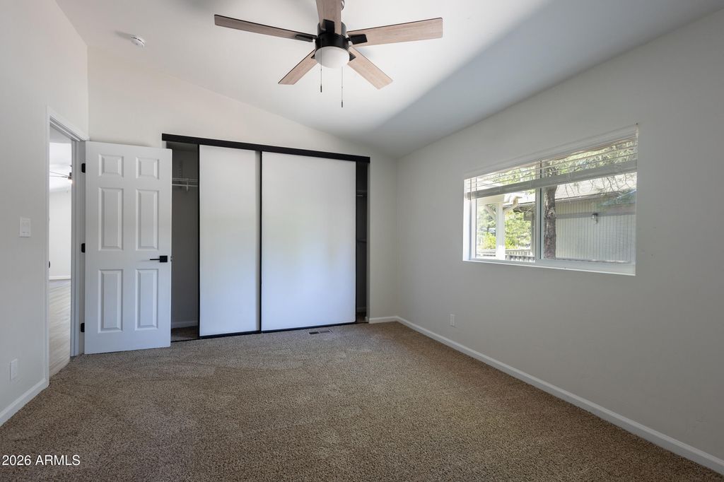 Image 21 of property listing at 255 E OAK Drive, Munds Park, AZ 86017