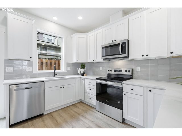 530 S Texas St, Portland, OR 97219