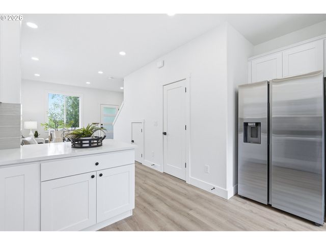 530 S Texas St, Portland, OR 97219