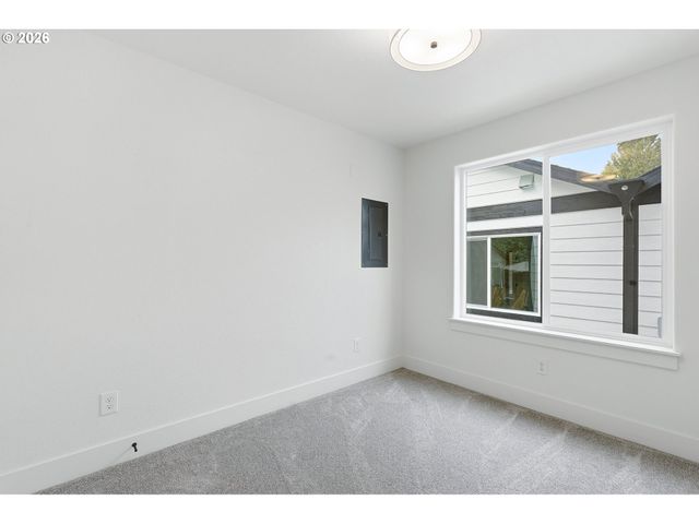 530 S Texas St, Portland, OR 97219