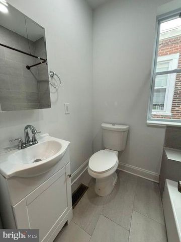 2322 N LAMBERT ST, Philadelphia, PA 19132