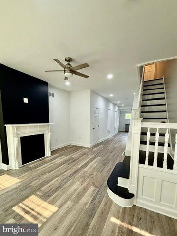 2322 N LAMBERT ST, Philadelphia, PA 19132