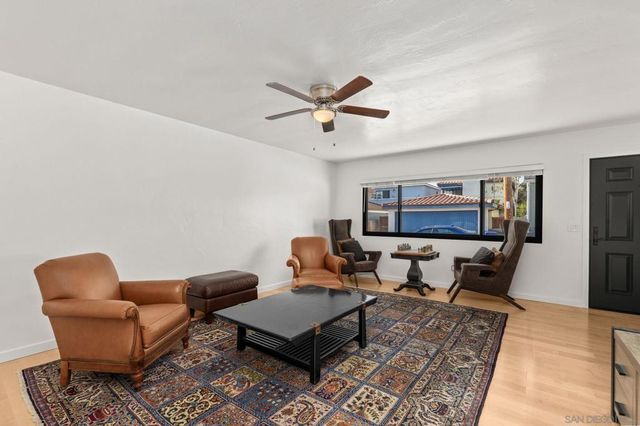 326 28 H Ave, Coronado, CA 92118