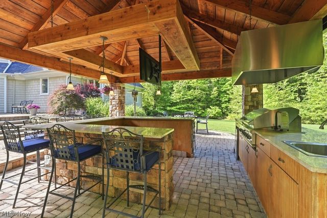 10950 Tibbetts Road, Kirtland, OH 44094