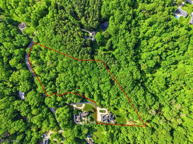 10950 Tibbetts Road, Kirtland, OH 44094
