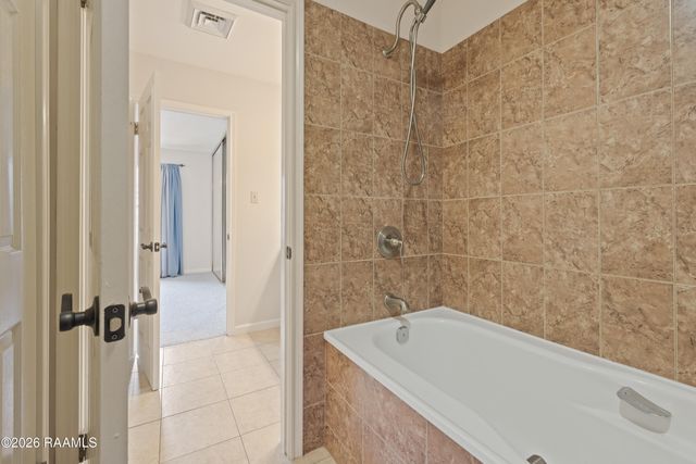 416 Doucet Road Unit 5f, Lafayette, LA 70503